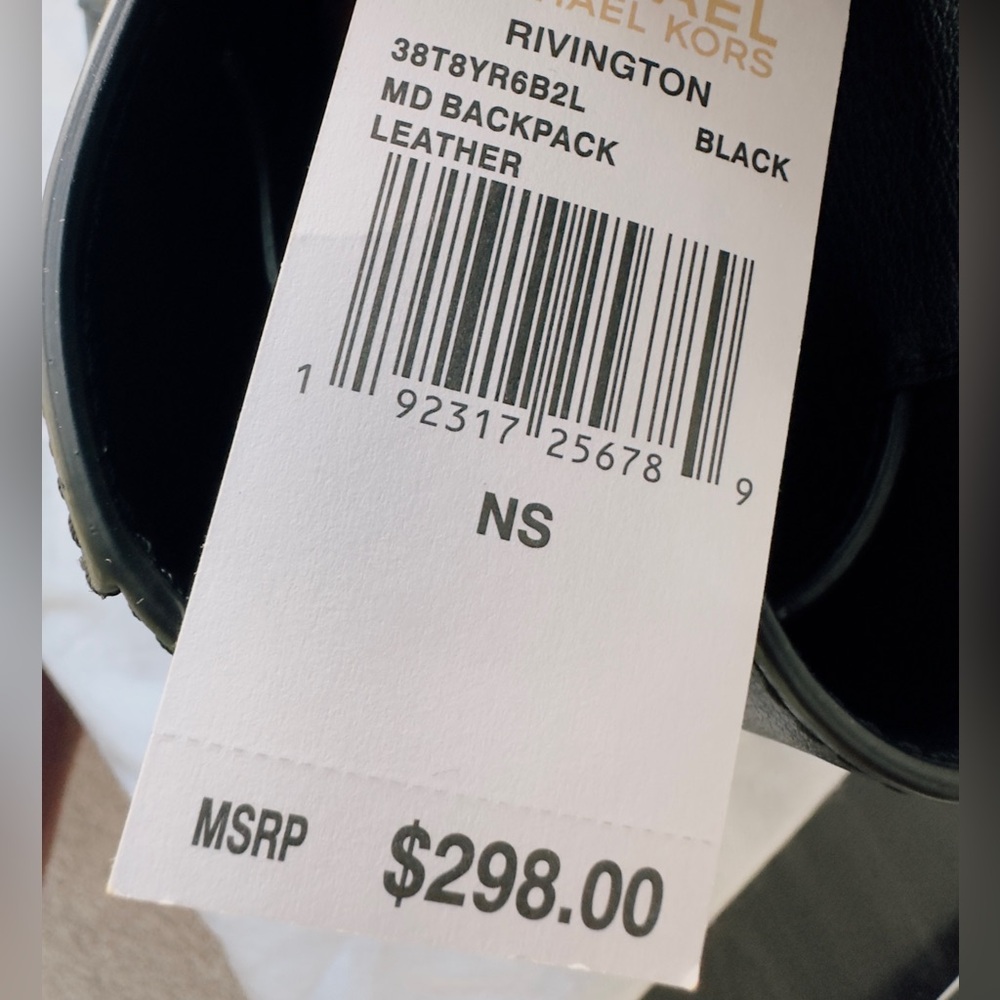NWT Michael Kors Rivington Medium Leather Backpack in Black - Picture 14 of 16